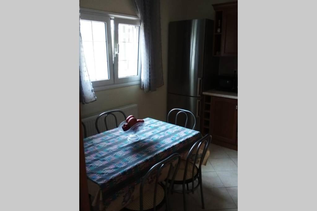 Υπεροχη Διαμονη... Achílleion Exteriér fotografie